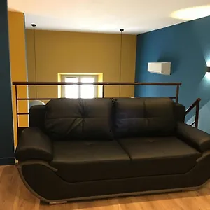 https://appartements-nice-centre-carre-dor.fr-provencehotel.com