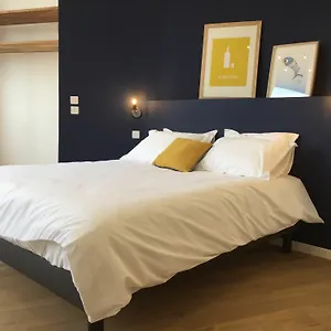 https://breteuil-appart-au-vieux-port.fr-provencehotel.com
