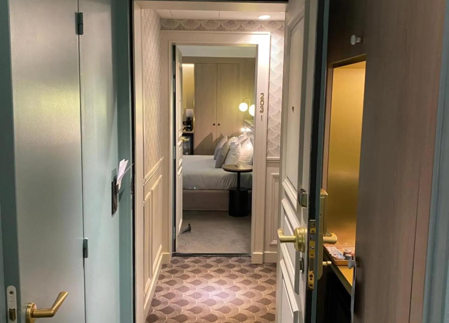 Hôtel Le Pierre Paris 4*,  France