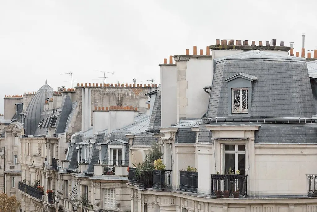 **** Hotel Hôtel Le Pierre Paris France