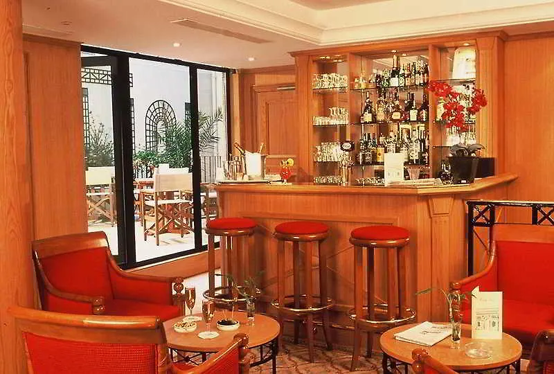 Hôtel Le Pierre Paris Hotel