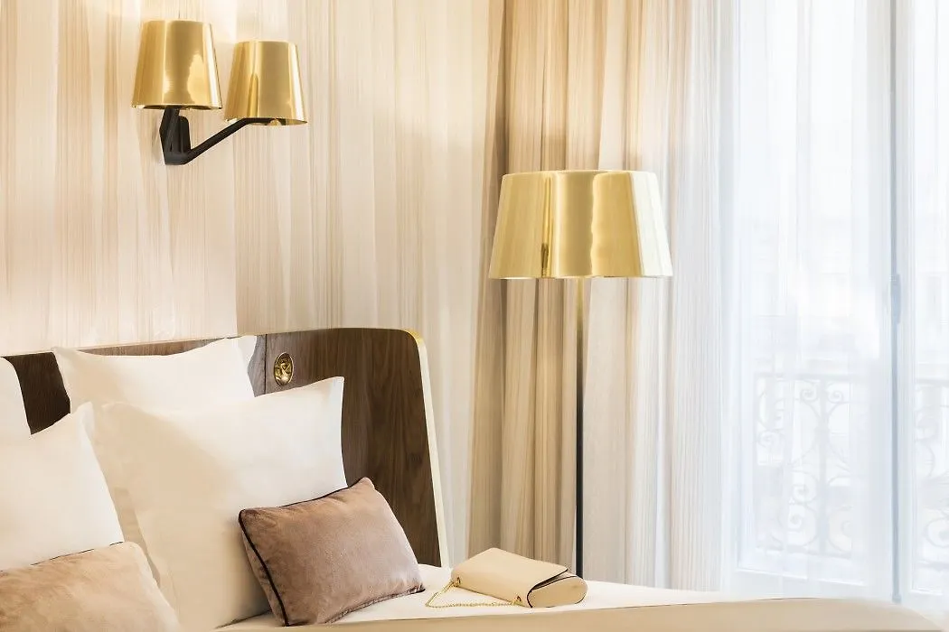 Xo Hotel פריז 4*,